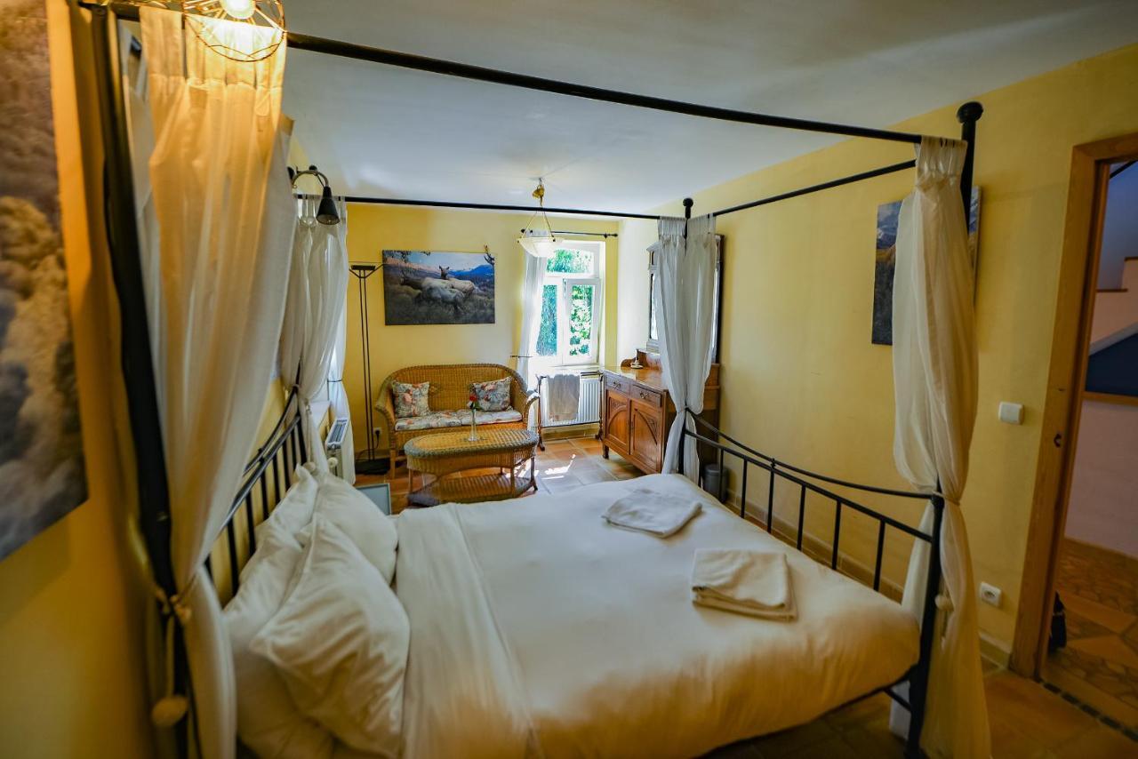 Holiday Home Les Plachettes Flobecq Экстерьер фото